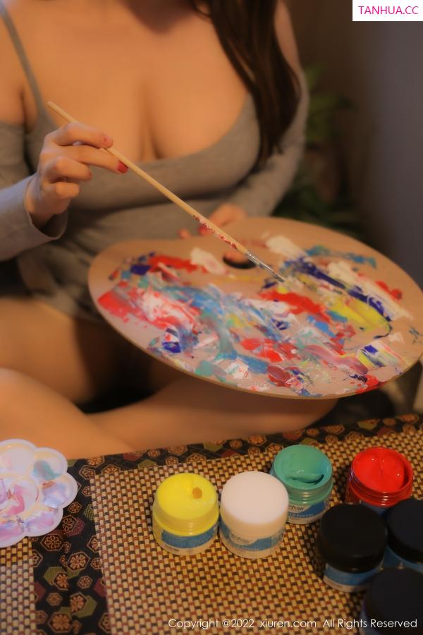 豆瓣酱  [XiuRen]高清写真图 2022.12.02 No.5943 豆瓣酱 丰腴美臀第2张图片